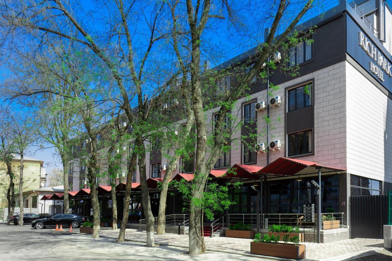 Rich Park Hotel Tashkent Exterior photo