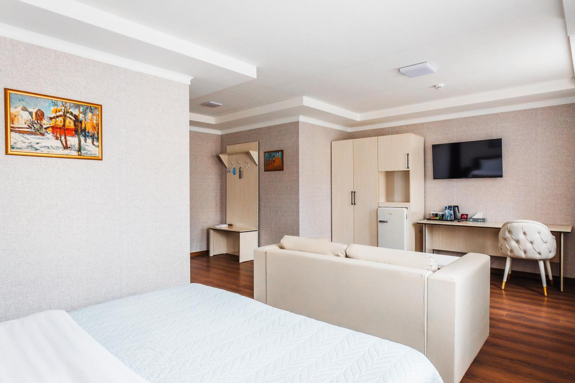 Rich Park Hotel Tashkent Exterior photo