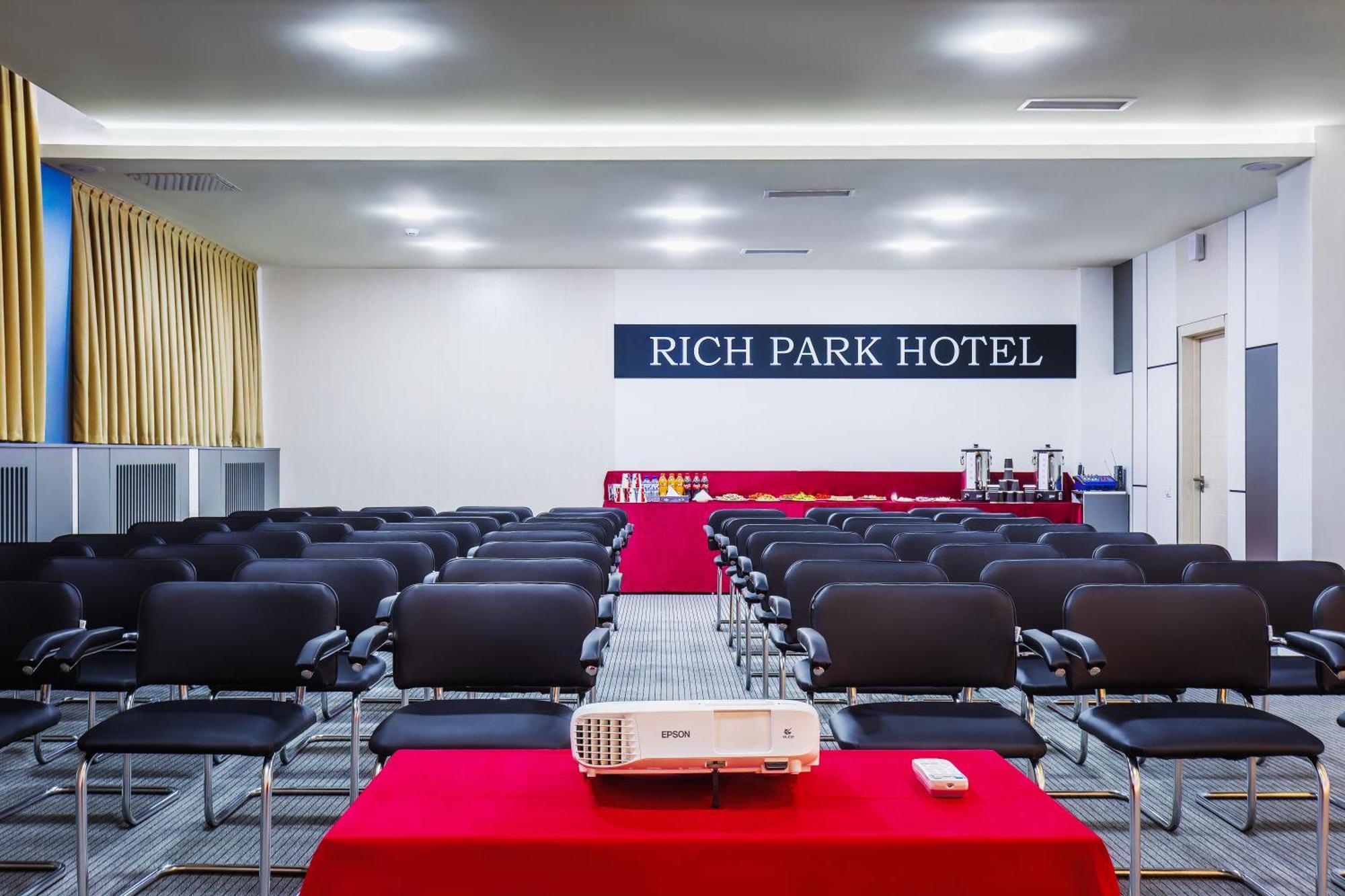 Rich Park Hotel Tashkent Exterior photo