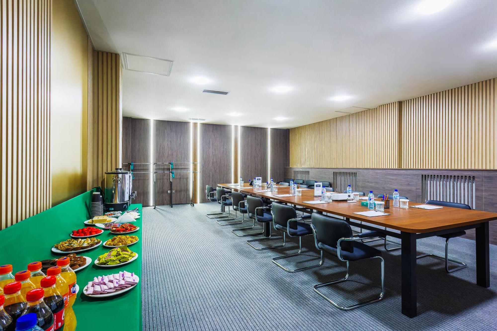 Rich Park Hotel Tashkent Exterior photo