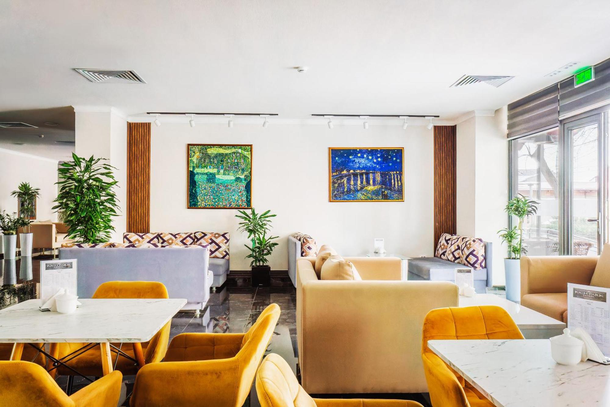 Rich Park Hotel Tashkent Exterior photo